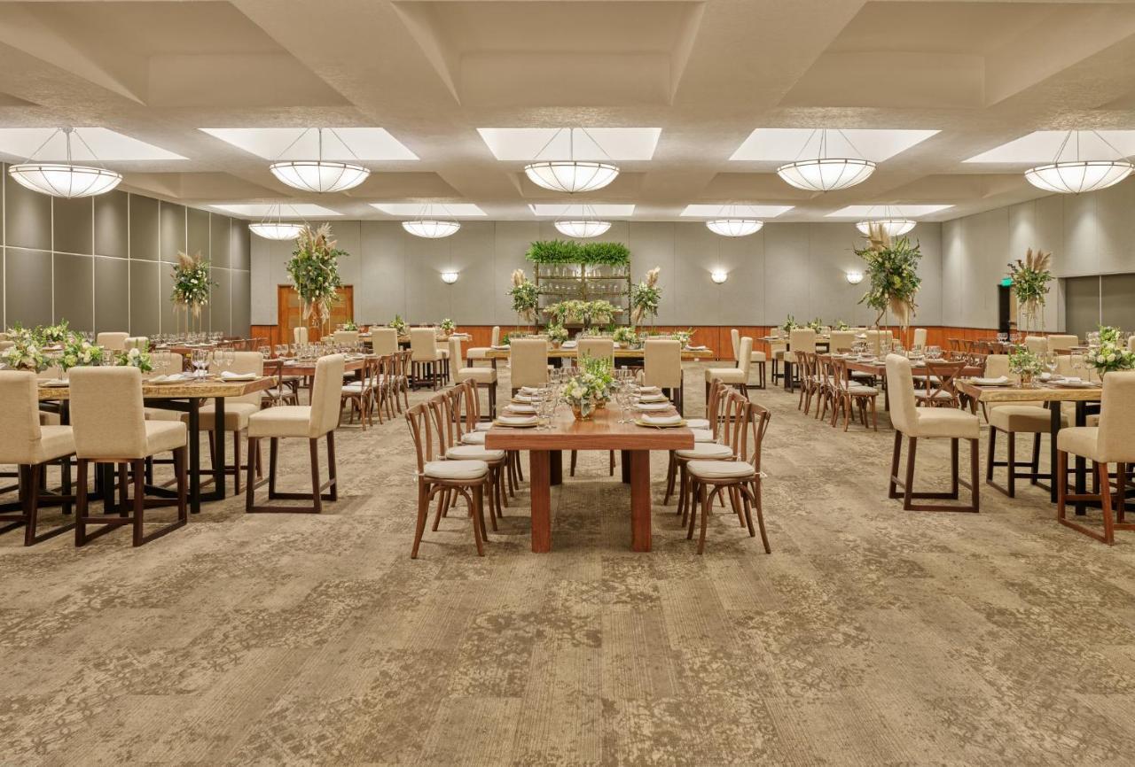 피에스타 아메리카나 레포르마 호텔 멕시코 시 외부 사진 The ballroom at the Westin Palace, Madrid