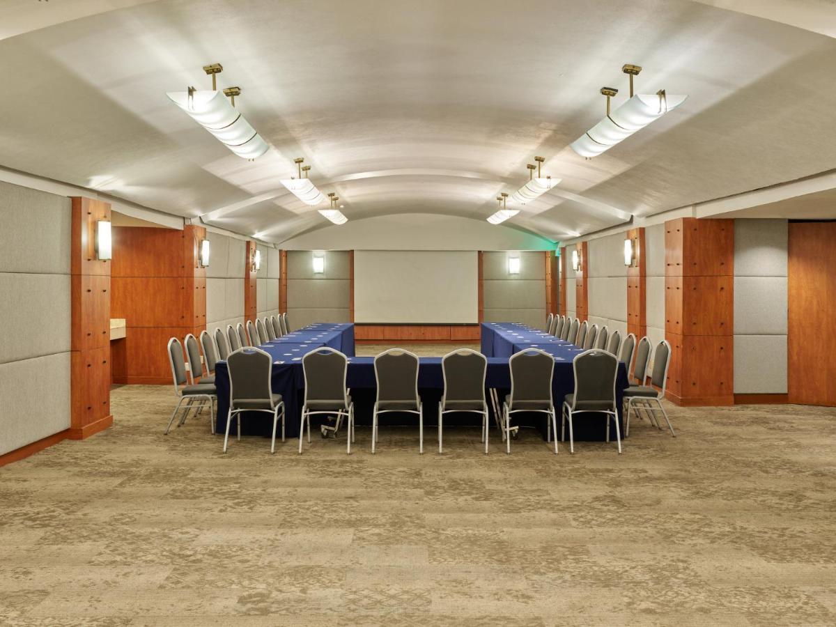 피에스타 아메리카나 레포르마 호텔 멕시코 시 외부 사진 The meeting room of the European Economic and Social Committee