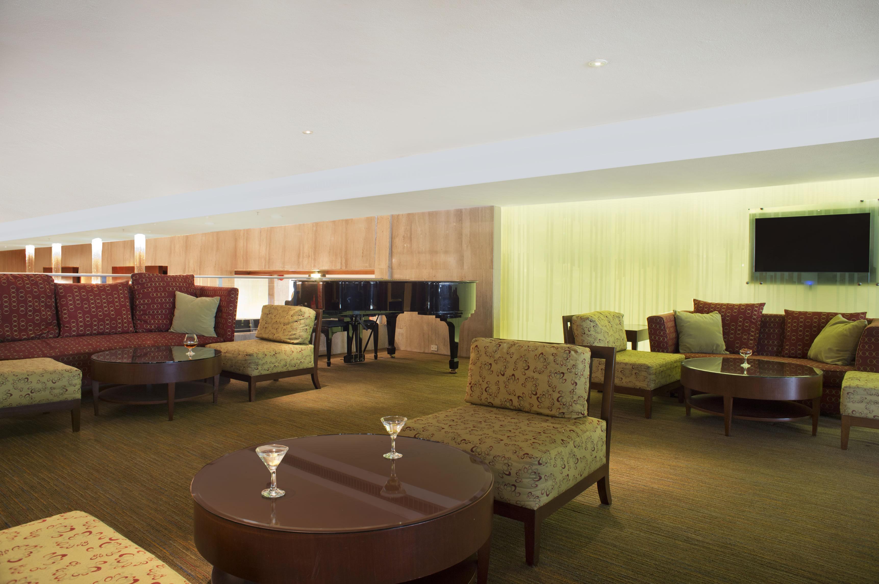 피에스타 아메리카나 레포르마 호텔 멕시코 시 외부 사진 The lounge at the airport